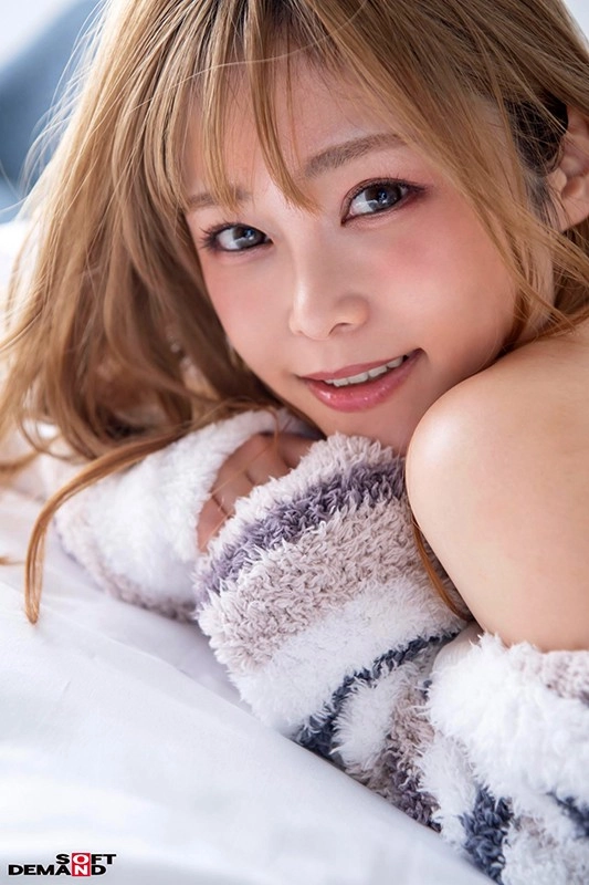 普段はしっかり者のお姉さんだけど2人きりの時は僕にデレMな年上彼女とヤリまくり愛しまくりお泊まりデート 希代あみ