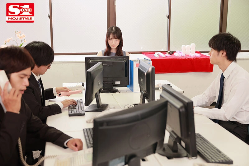 「どうかな？精子ぴゅっぴゅ出そう？」オナホ開発部、美人上司の研究用サンプルち●ぽとなって射精管理される童貞のボク。 香水じゅん