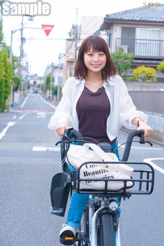 保育園に子供を送ってから迎えまでの8時間 長男のサッカースポ少のコーチと、不倫セックスしまくっている絶倫ママチャリ妻。 天宮花南 2,925 13