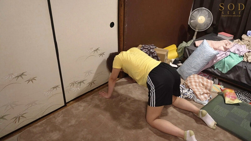 -V 突然、弟が数年ぶりに帰省した。実家暮らしの私は三十路なのに未だ家事手伝い(ニート)で恥ずかしかった。 アラサー喪女ニート 隠れエロ尻の姉(30) 紗倉まな 【AV debut 12周年記念 特典映像付き】