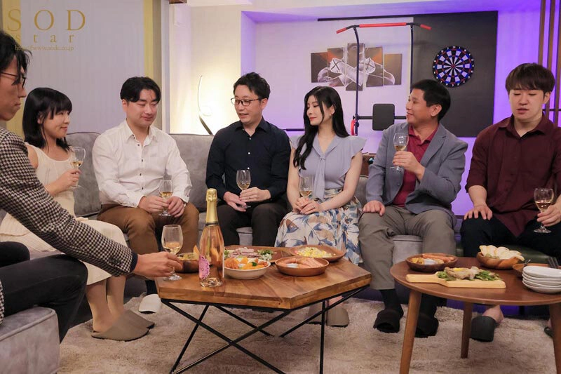 高級タワーマンションへ引っ越してきた新妻が金持ち男たちの道楽のターゲットになり媚薬付けにされ性玩具化。キメセク乱交パーティで唾液をダラダラ垂らしながらひたすらにチ●ポを求めるまでに快楽堕ち。 神木麗 18,425 165