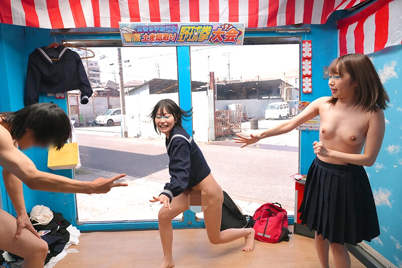 マジックミラー号ハードボイルド 一日中立ちっぱなしで美脚が蒸れたOLが挑戦するガニ股素股チャレンジ!光るストッキングでEDフニャチンを持続可能な勃起でイカせられたら賞金30万円予想外にガチガチになったデカチンで敏感な膣口を刺激された美人OLはガックガクイキ追撃激ピストンで潮!潮!人生初のぴえん中出しも拒めない!