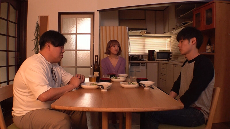 背徳ギャル団地妻、ヤンキー旦那の弟を誘惑してヤリまくった3日間 長瀬麻美