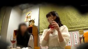 70枚目 | 居酒屋の個室で寝落ちする泥●美女に介抱するフリしてこっそりナマ挿入しまくった絶倫アルバイトのボク 6,160 33