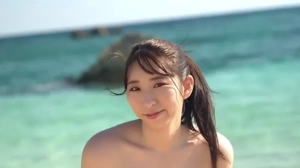 1枚目 | ハワイ2周年 爆乳快楽露出！！Monami 宝田もなみ